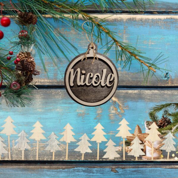 Personalized Christmas wood ornament - Image 2